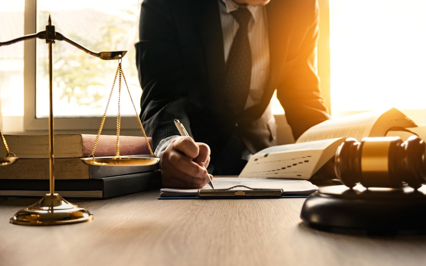 How to become a lawyer in South Africa